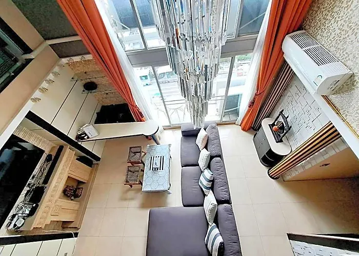 Custom Design Loft With Views And Rooftop Pool 4* 曼谷
