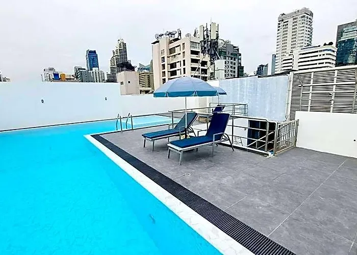 Custom Design Loft With Views And Rooftop Pool 曼谷